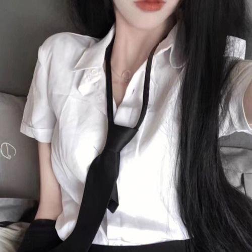 三角草的春天